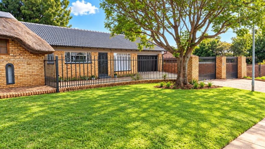 4 Bedroom Property for Sale in Doringkruin North West